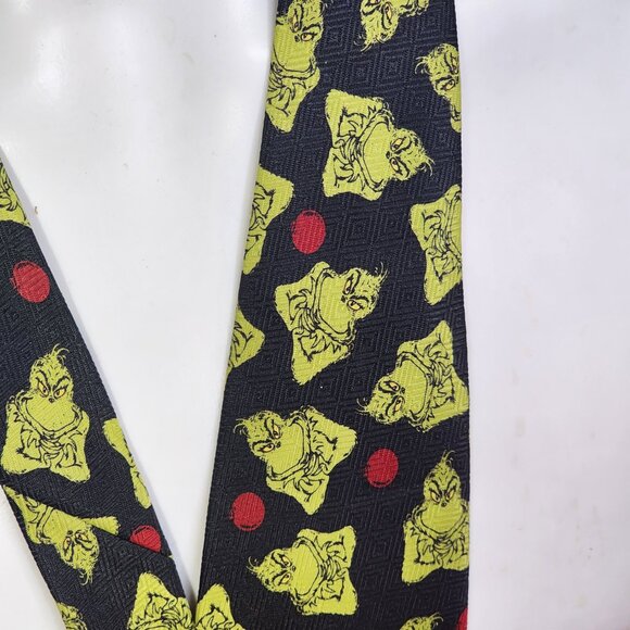 Dr. Seuss Brand Black Poly Green Grinch Crossing Arms and Red Bulbs Holiday Tie - Picture 7 of 16
